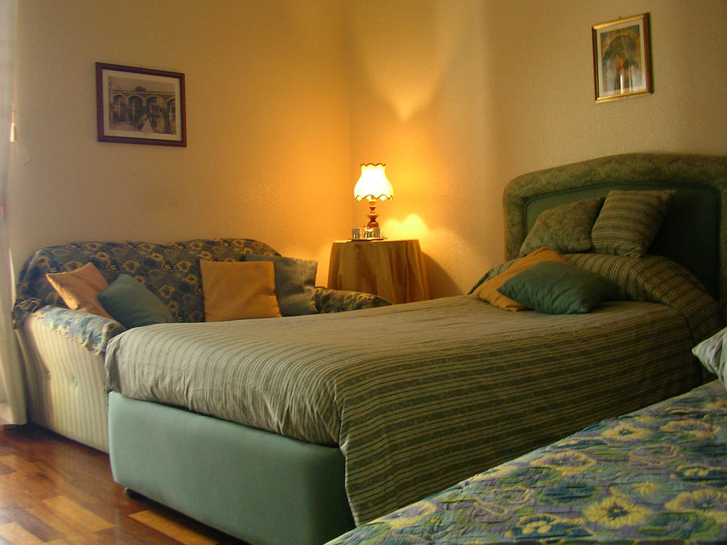 Villa Caterina B&B Pedara Szoba fotó
